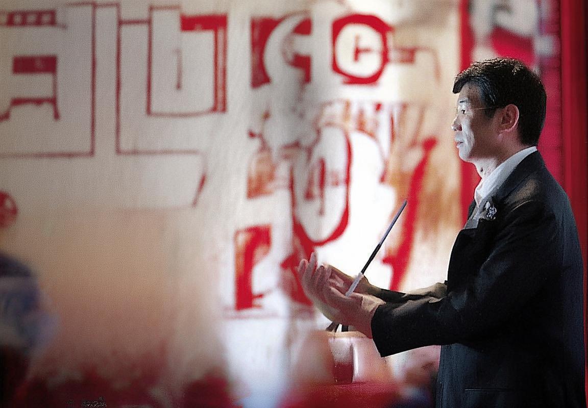 费雷拉VS费伦斯：巅峰对决回顾与战术解析(图1)