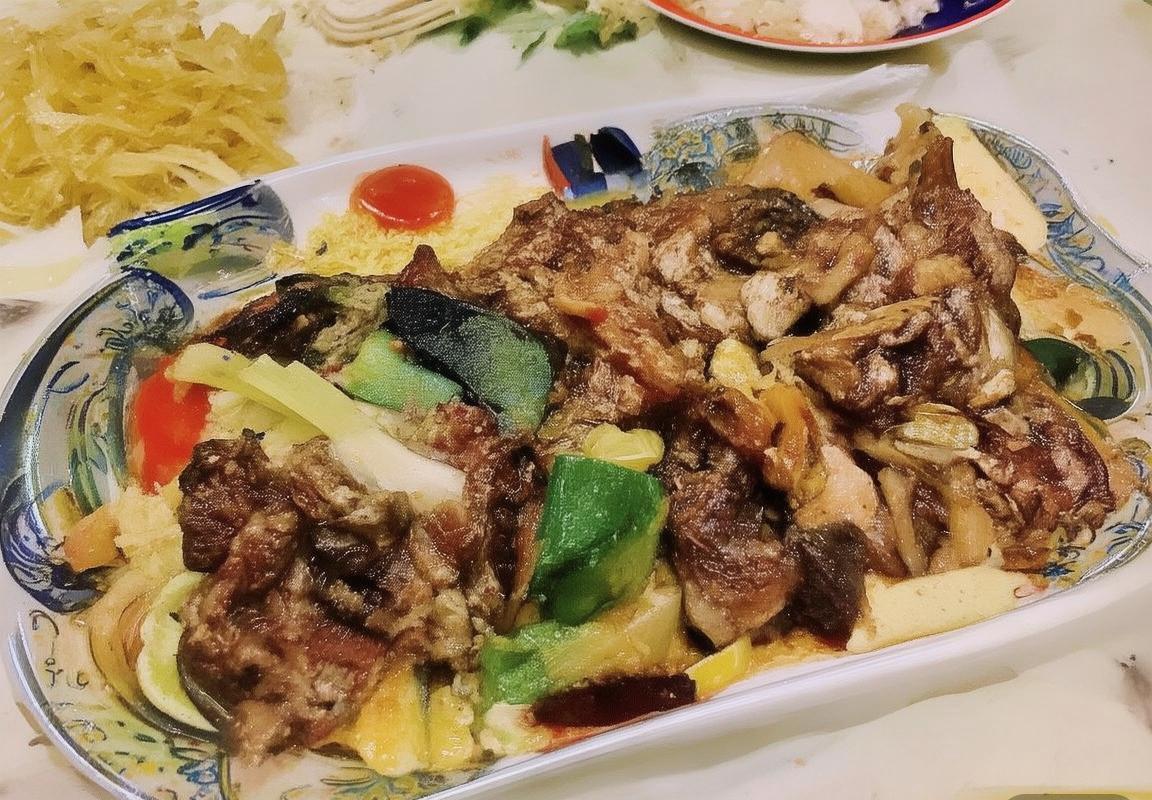 芬洛VS布雷达：绿茵战场历史交锋，悬念迭起之战